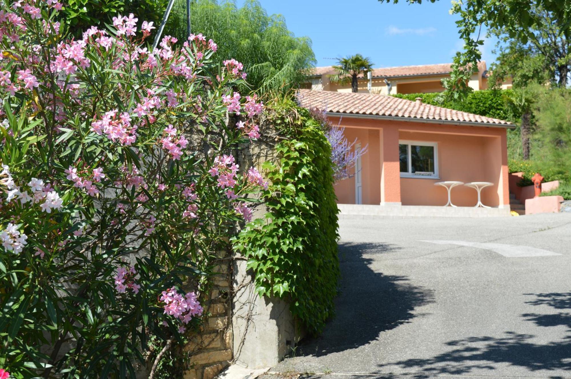 Villa Le Moulin Vallon-Pont-dʼArc Exterior foto