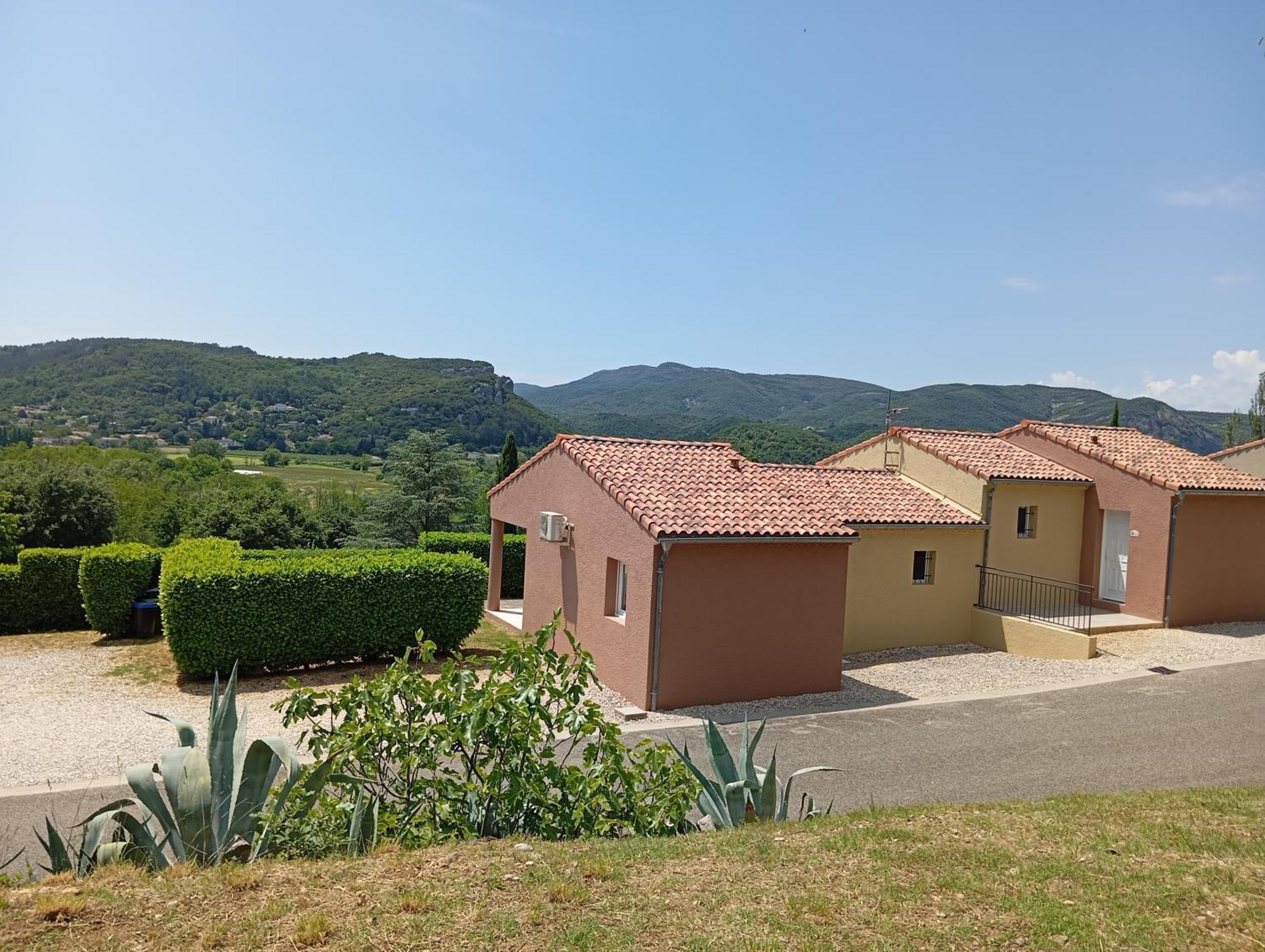 Villa Le Moulin Vallon-Pont-dʼArc Exterior foto
